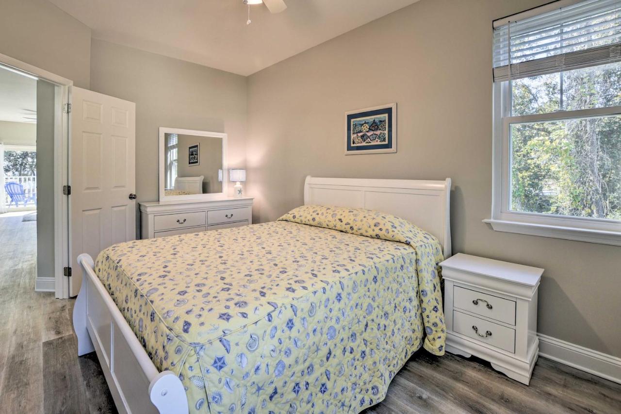Holiday home Modern Escape In The Heart Of Murrells Inlet *
