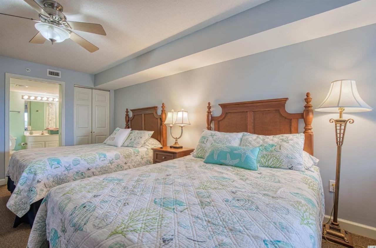Malibu Pointe Beach Club - Across The Street From The Ocean! Sleeps 13 Guests! Holiday home