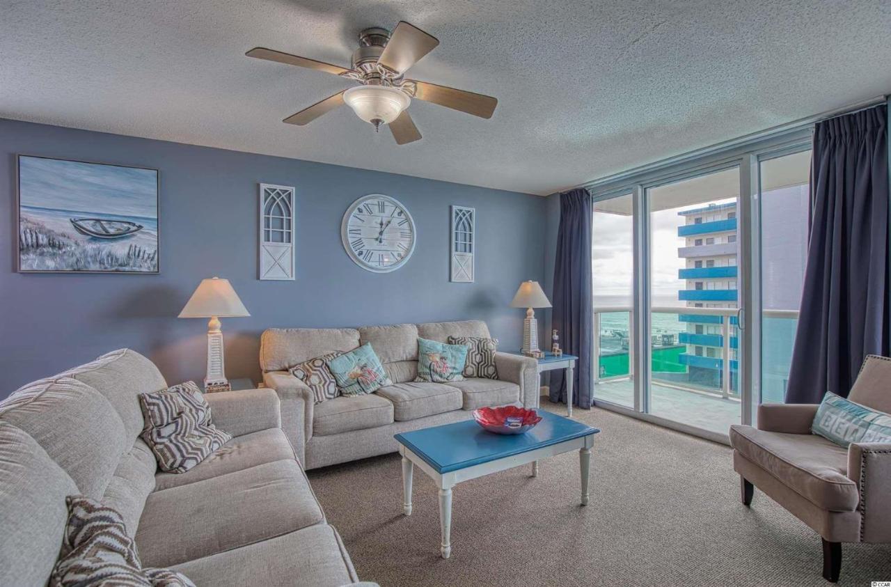 Malibu Pointe Beach Club - Across The Street From The Ocean! Sleeps 13 Guests!