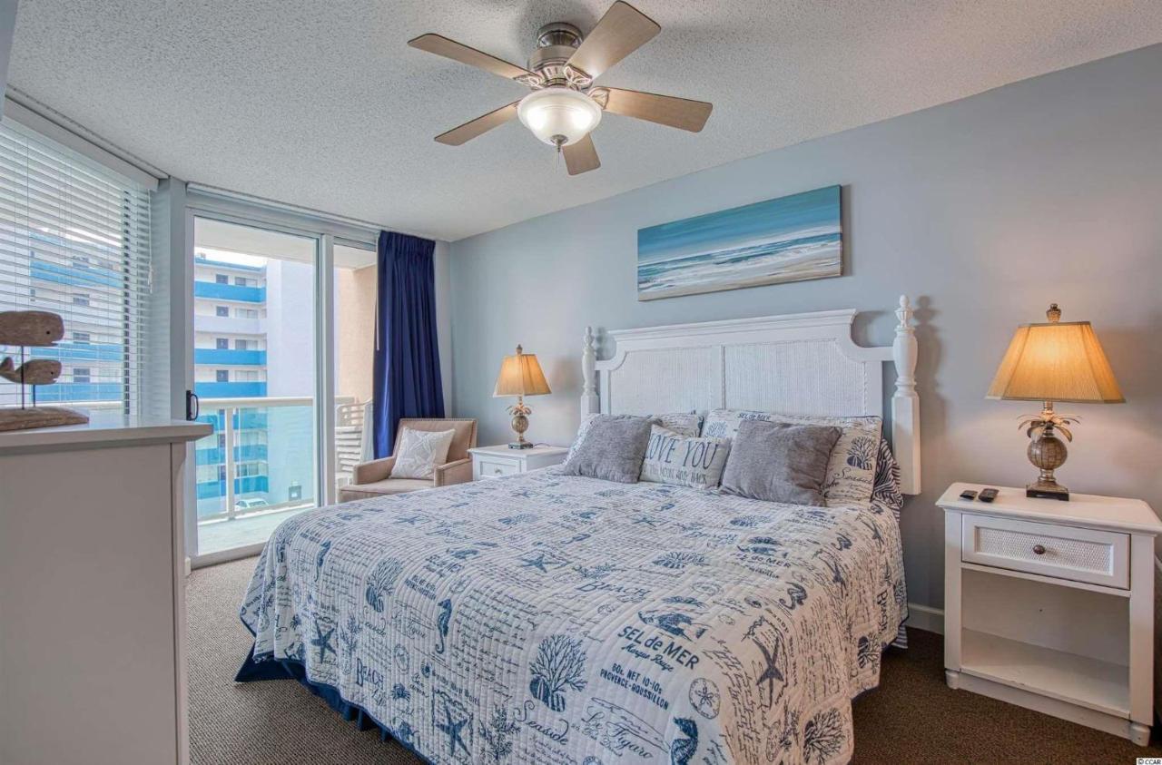 Malibu Pointe Beach Club - Across The Street From The Ocean! Sleeps 13 Guests! Holiday home