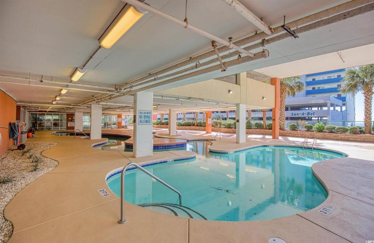 Holiday home Malibu Pointe Beach Club - Across The Street From The Ocean! Sleeps 13 Guests! *
