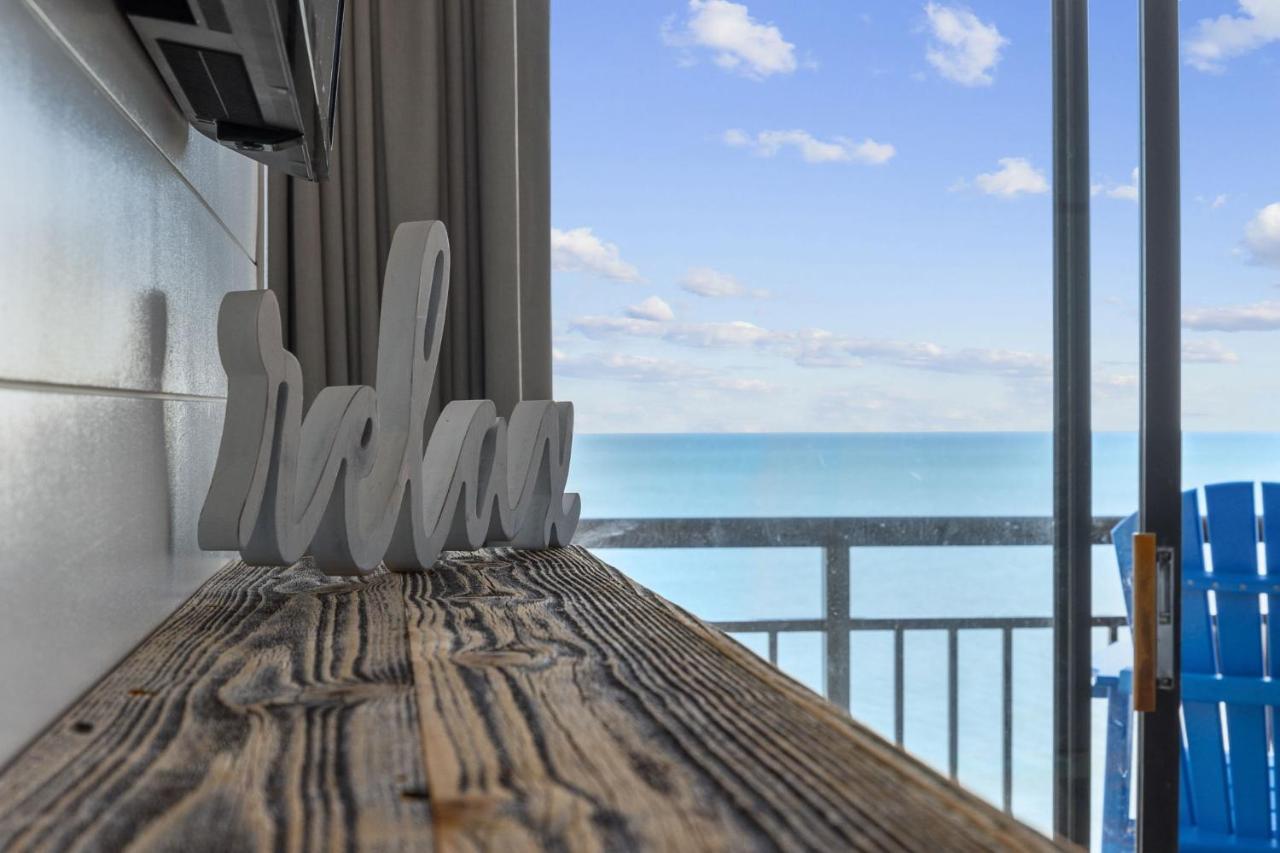 Luxurious Fully Renovated 12th Story Ocean Front