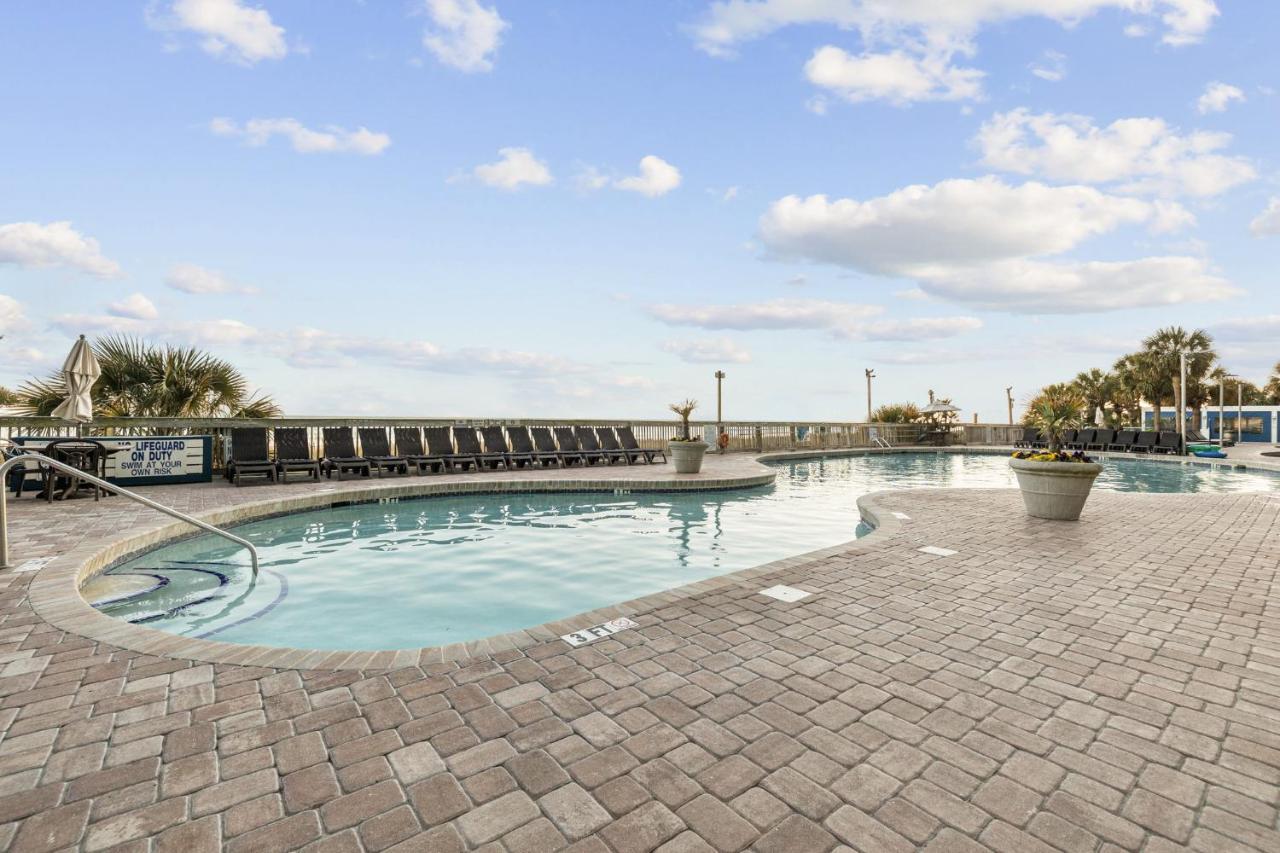 Luxurious Fully Renovated 12th Story Ocean Front * Myrtle Beach