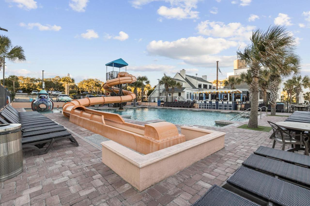 Luxurious Fully Renovated 12th Story Ocean Front * Myrtle Beach