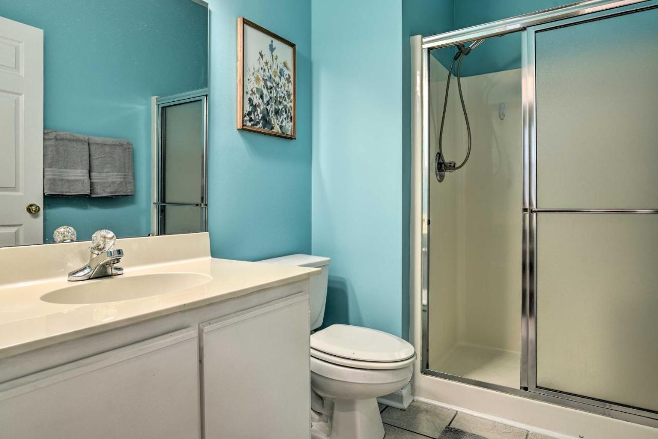 First-floor Myrtle With Pool Access! *