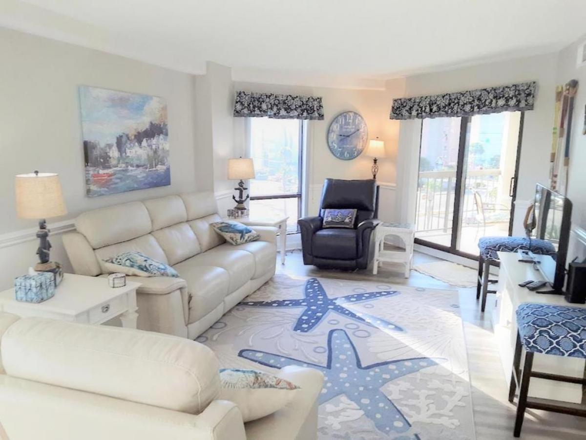 Carol Bay 403