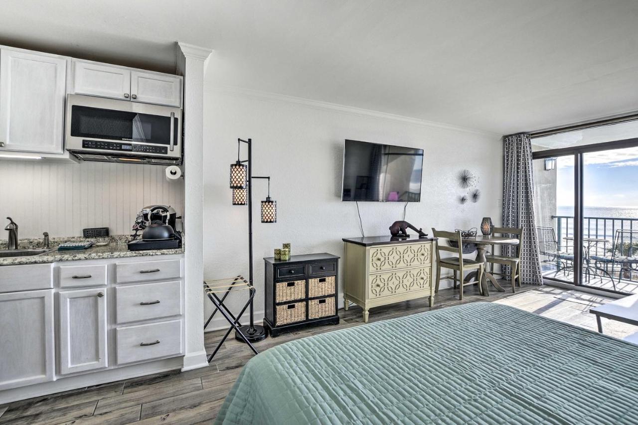 Newly Renovated Oceanfront With Access Apartment Myrtle Beach