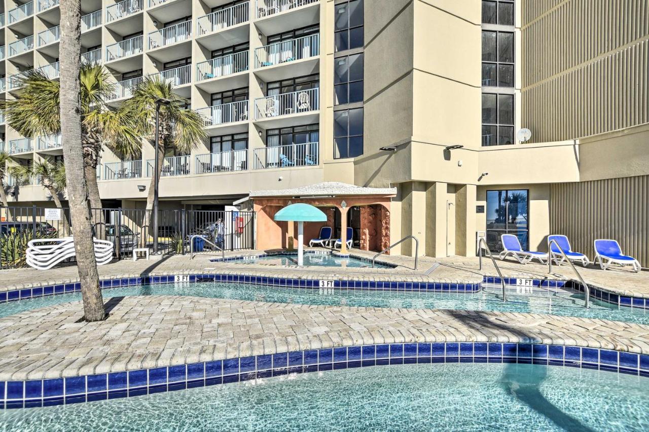 Newly Renovated Oceanfront With Access Apartment