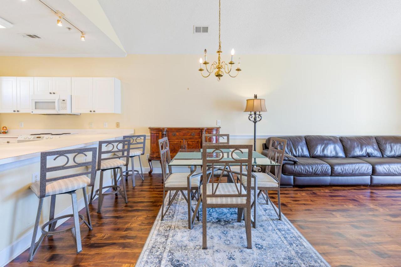 Apartment Carnation 302 Ii