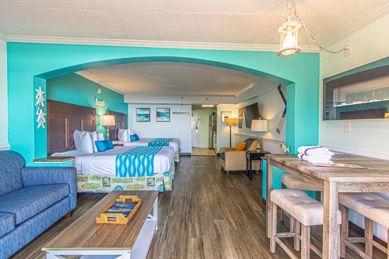 Oversized Ocean View Queen With Beautiful Fireplace And Accents - Sleeps 4 Guests! Holiday home Myrtle Beach