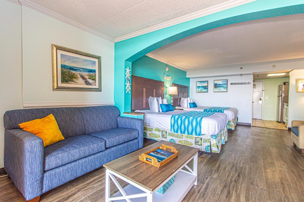Oversized Ocean View Queen With Beautiful Fireplace And Accents - Sleeps 4 Guests! *