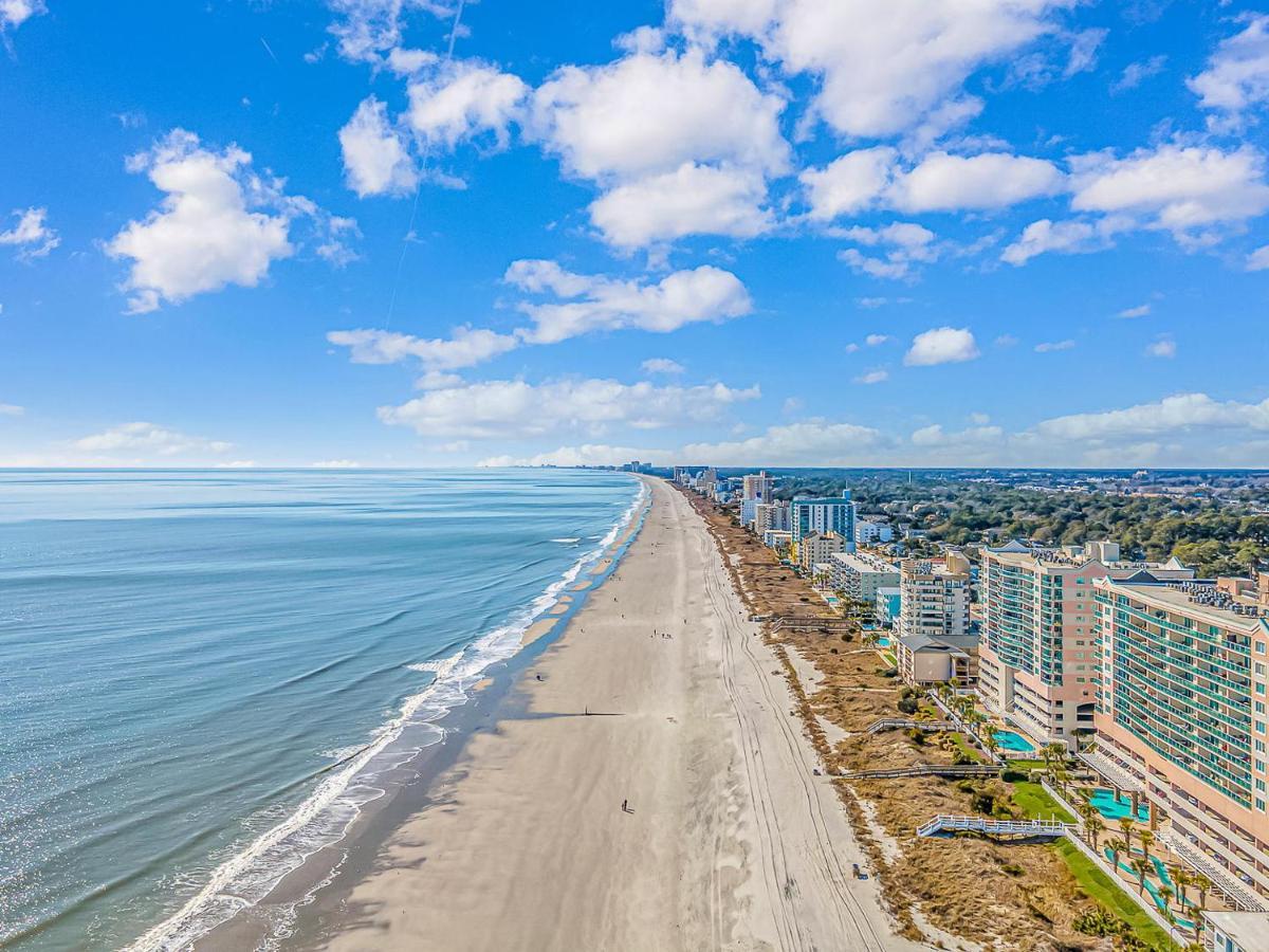Malibu Pointe Beach Club - Across The Street From The Ocean! Sleeps 13 Guests!