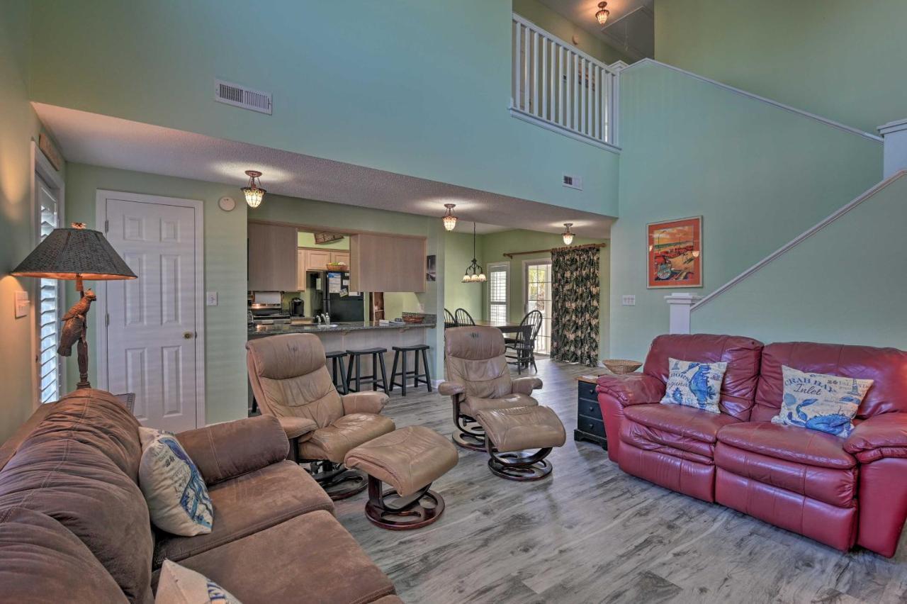 Holiday home Surfside Base Steps To Pool And Ocean!