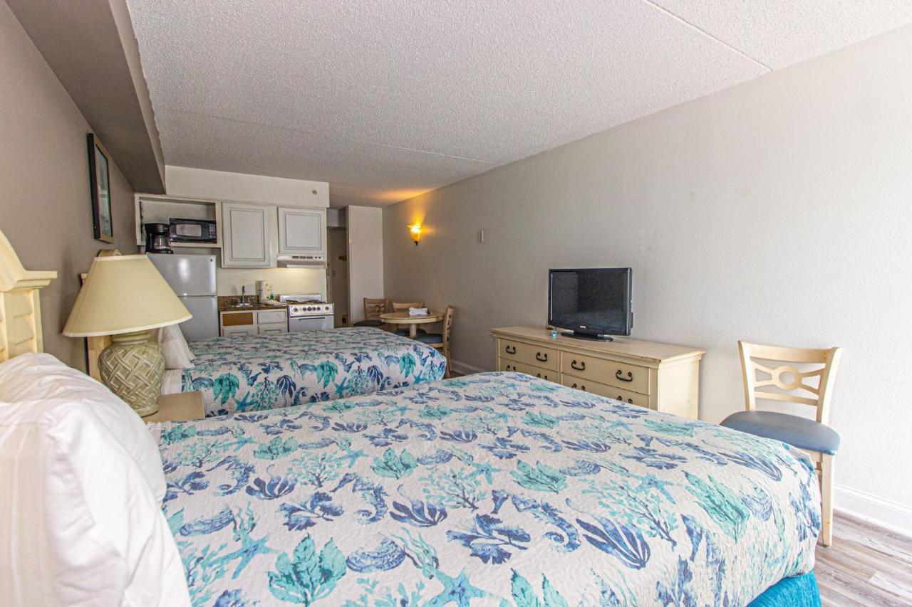 Holiday home Direct Oceanfront Studio With Beautiful Updates! Sea Mist 20709 Queen Beds - Full Kitchen! Myrtle Beach