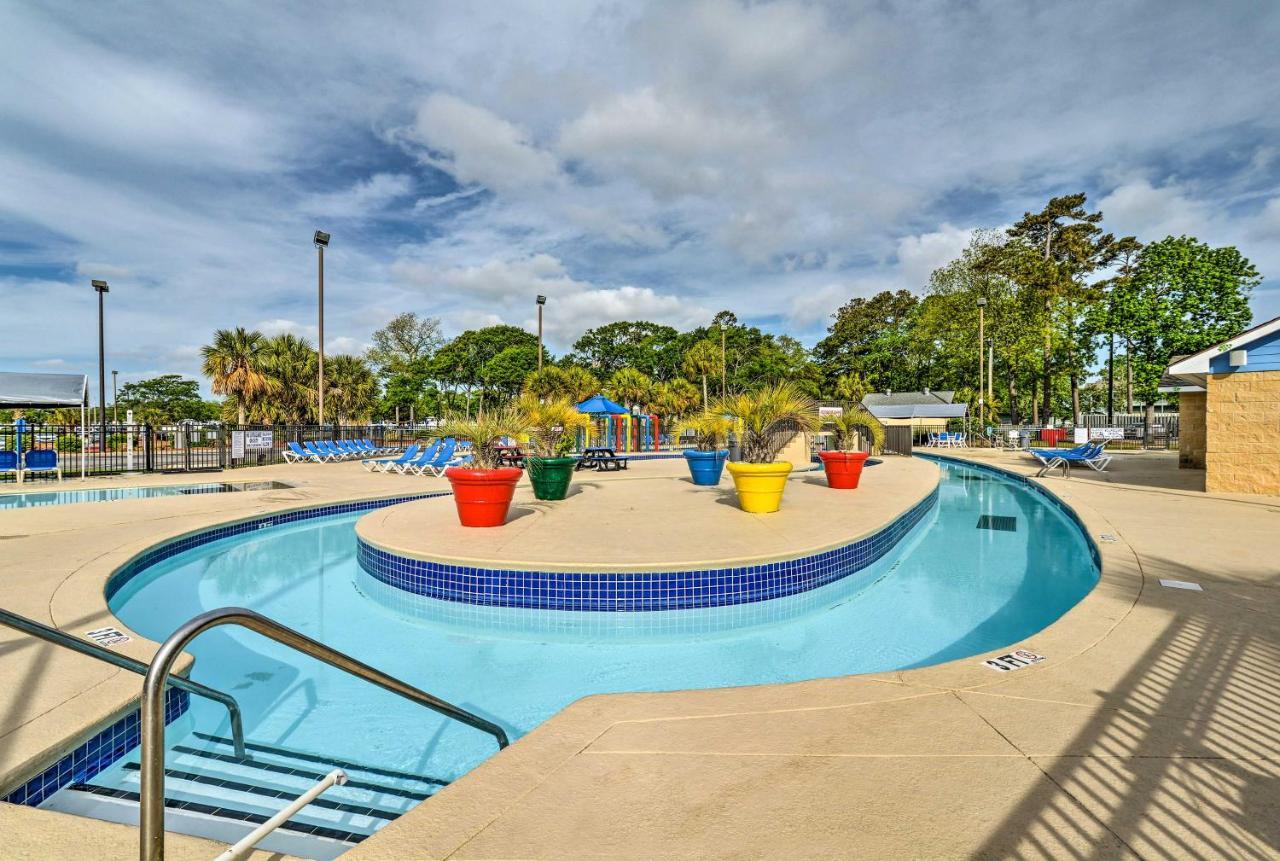 Renovated Oceanfront With Balcony Apartment Myrtle Beach