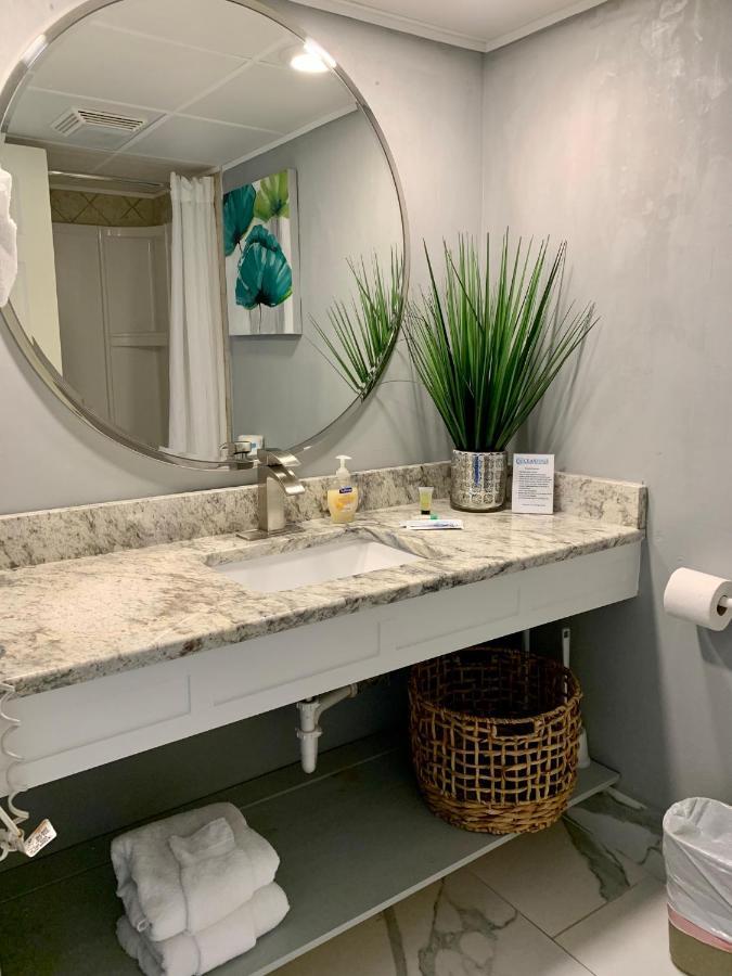 505 Serenity By The Sea Oceanfront Apartment *