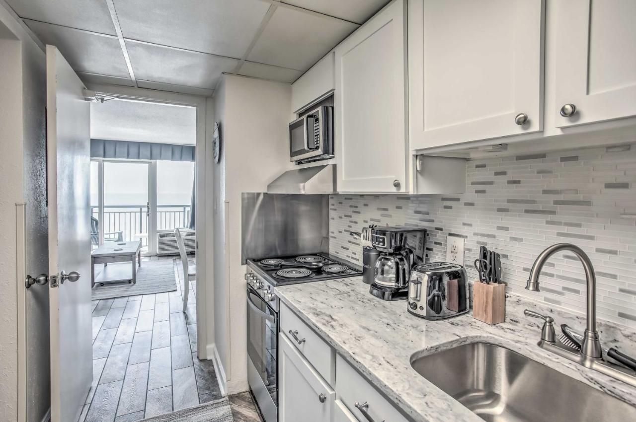 Airy Oceanfront With Balcony Myrtle Beach