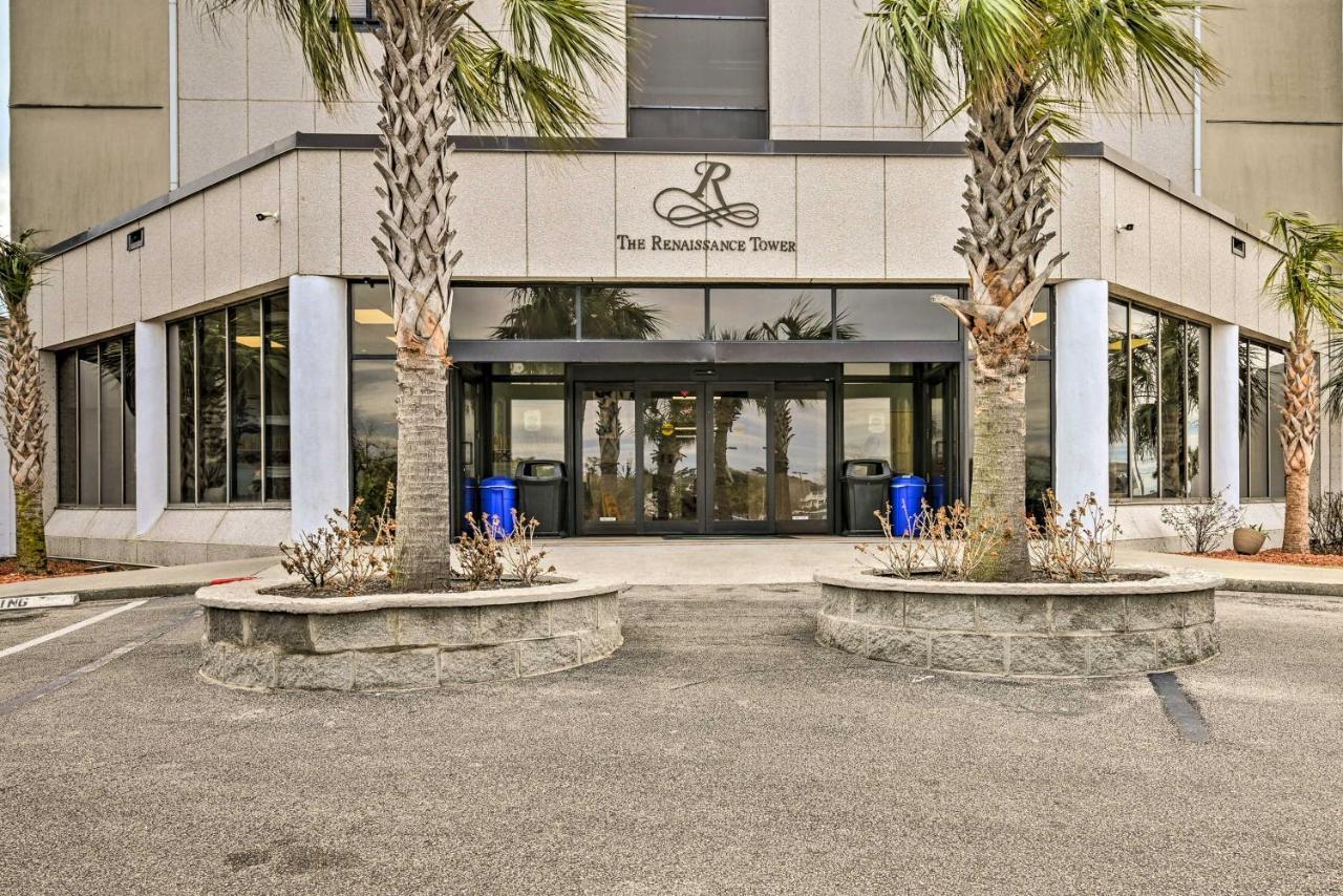 Apartment Remodeled Beachfront In Myrtle Beach!