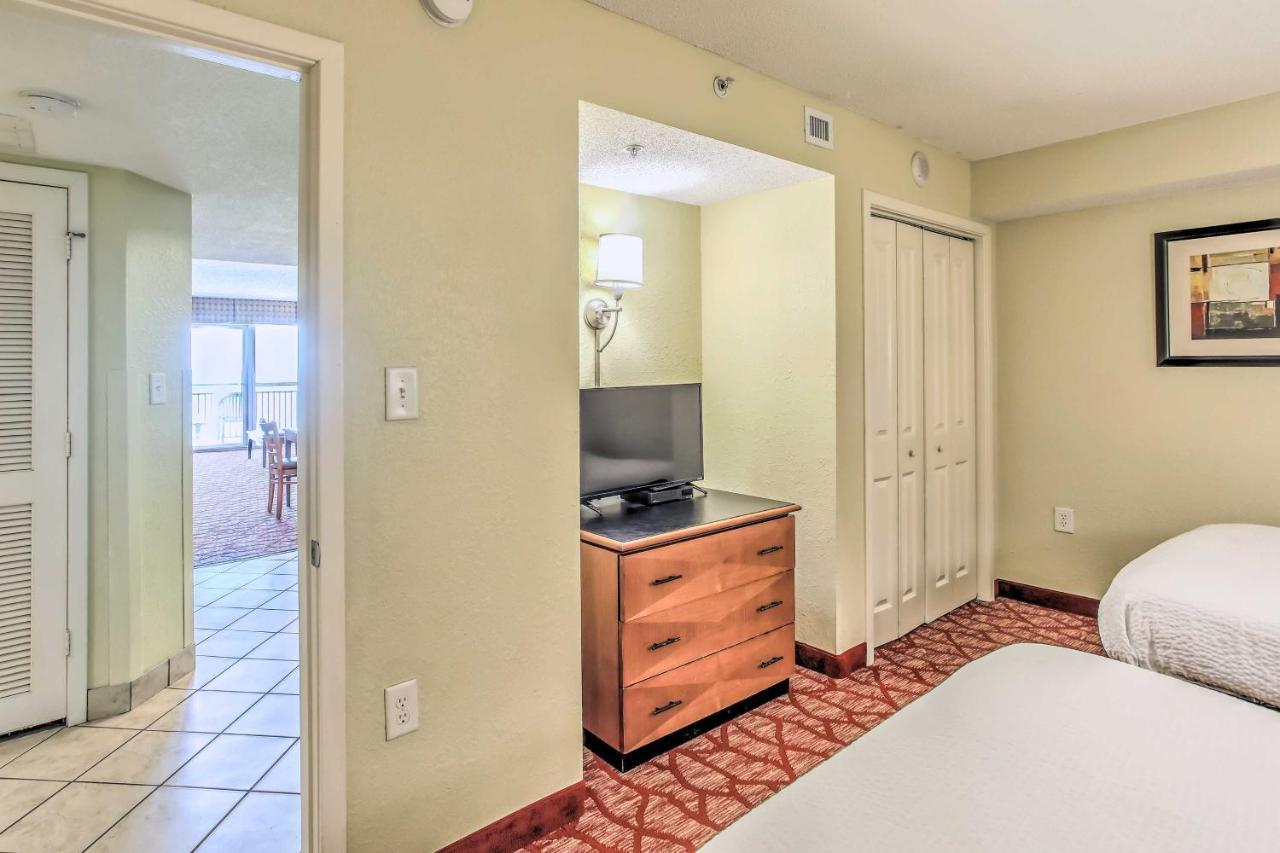 Apartment Beachfront Family With View And Pool Access