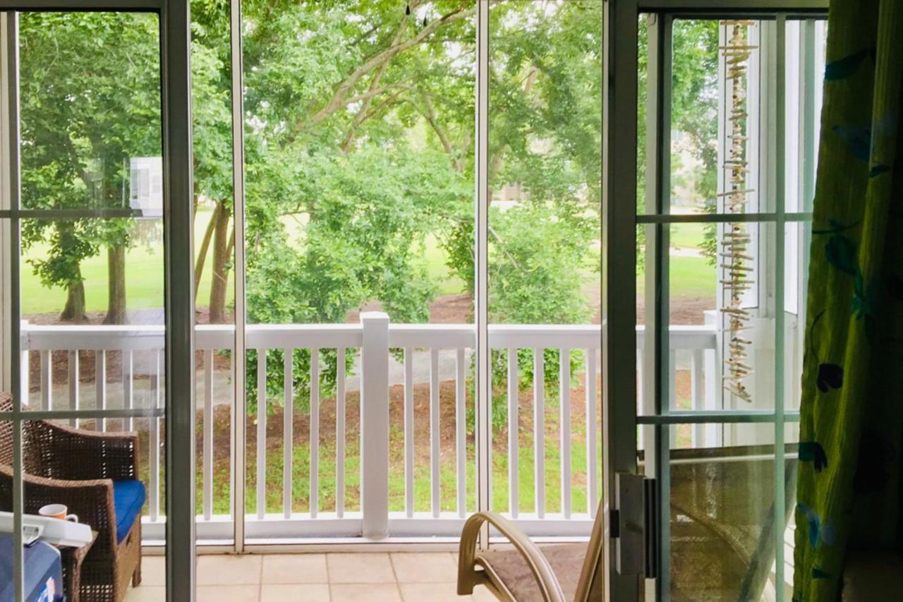 Barefoot Apartment