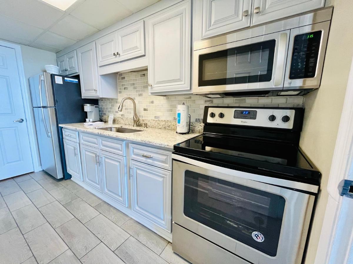 Shore Fun Oceanfront 1 Bedroom *