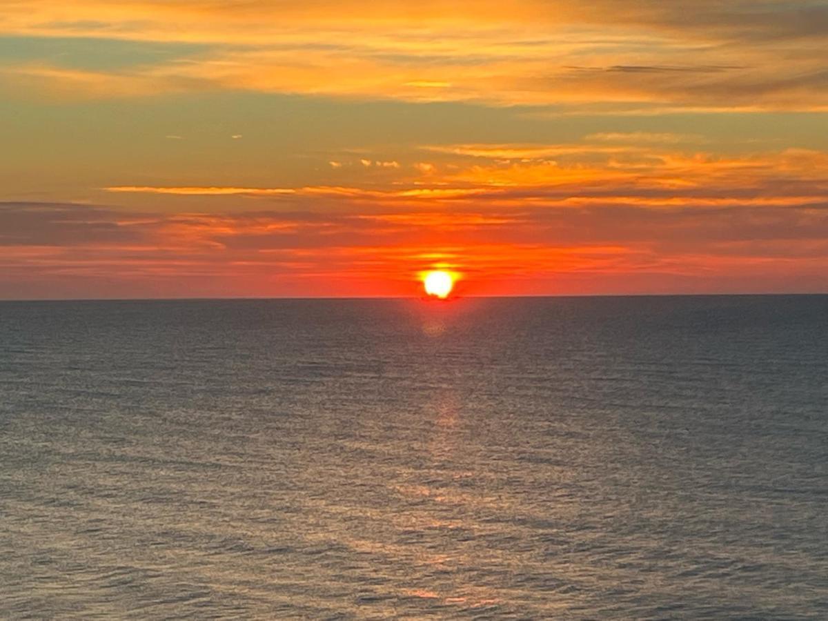 2bd/2ba Oceanfront Master Free Wifi And Parking Grand Atlantic * Myrtle Beach