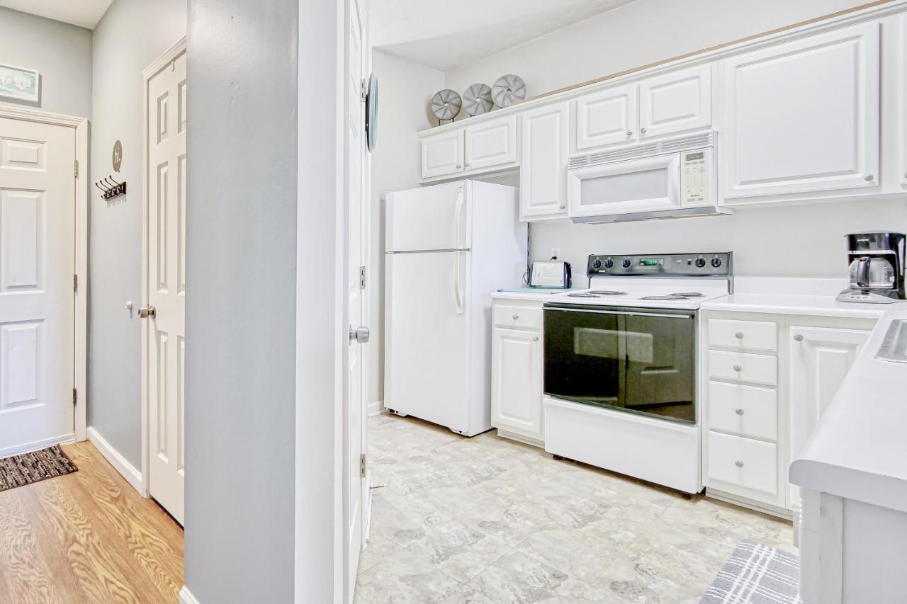 Apartment River Oaks 48-h