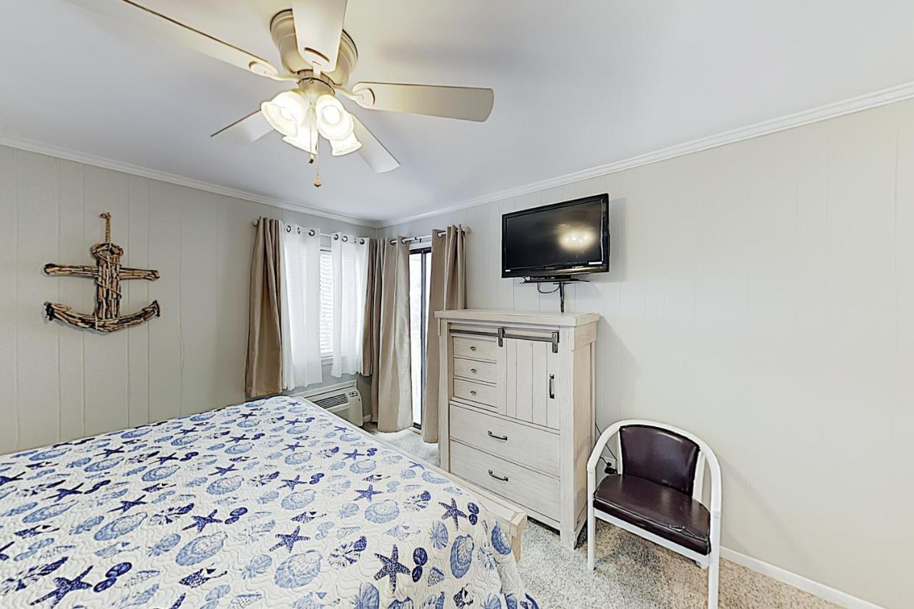 Place At The & Slice Of Heaven * Myrtle Beach