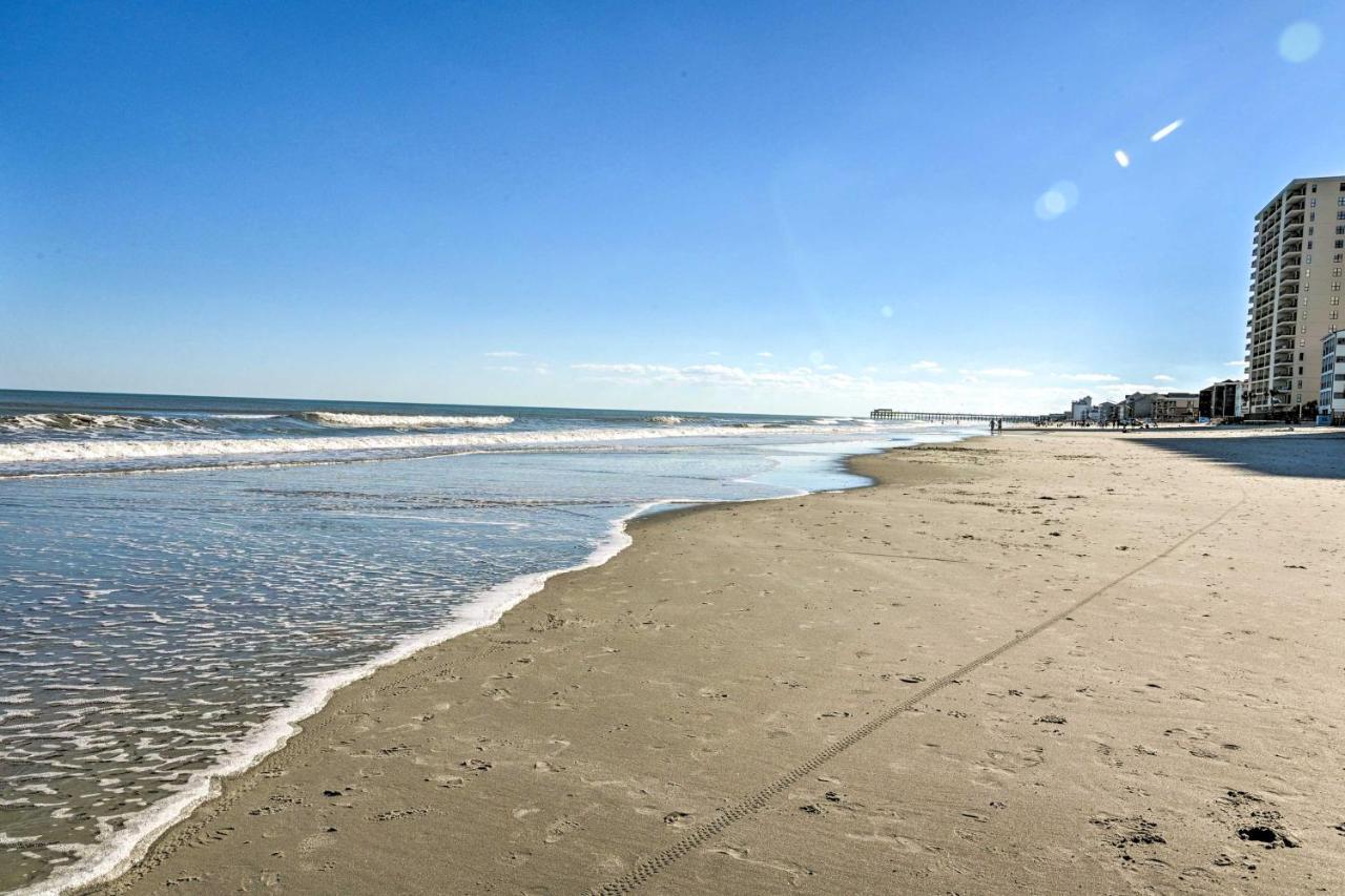 Oceanfront Oasis With Deck And Access! *