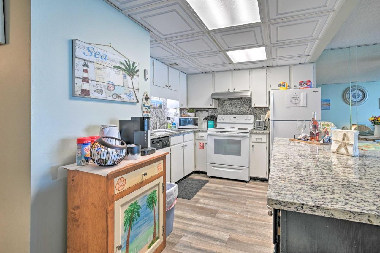 Apartment Oceanfront Oasis With Deck And Access! *