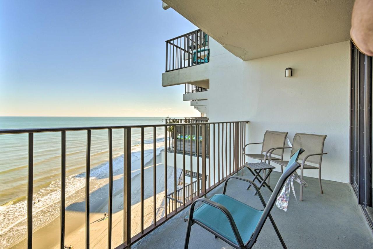 Oceanfront Oasis With Deck And Access!