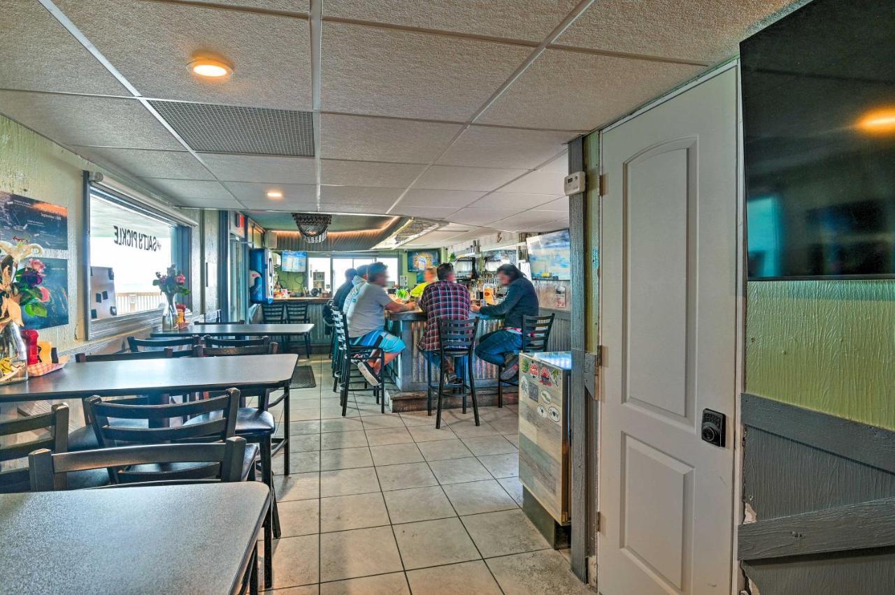 Oceanfront Oasis With Deck And Access! Myrtle Beach