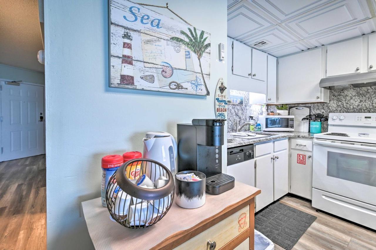 Oceanfront Oasis With Deck And Access! *