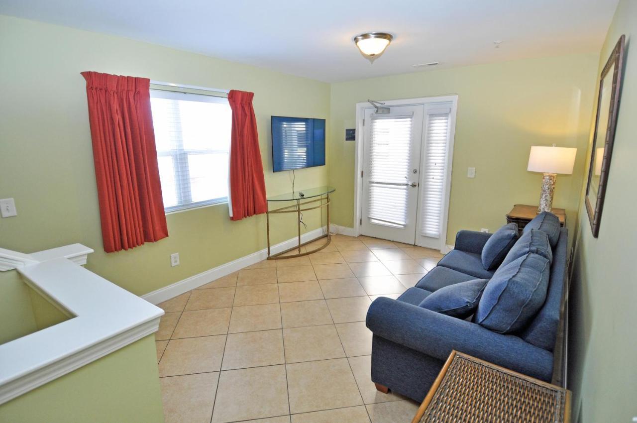 Oceanview 8Br/7Ba Condo With Oceanfront Pool