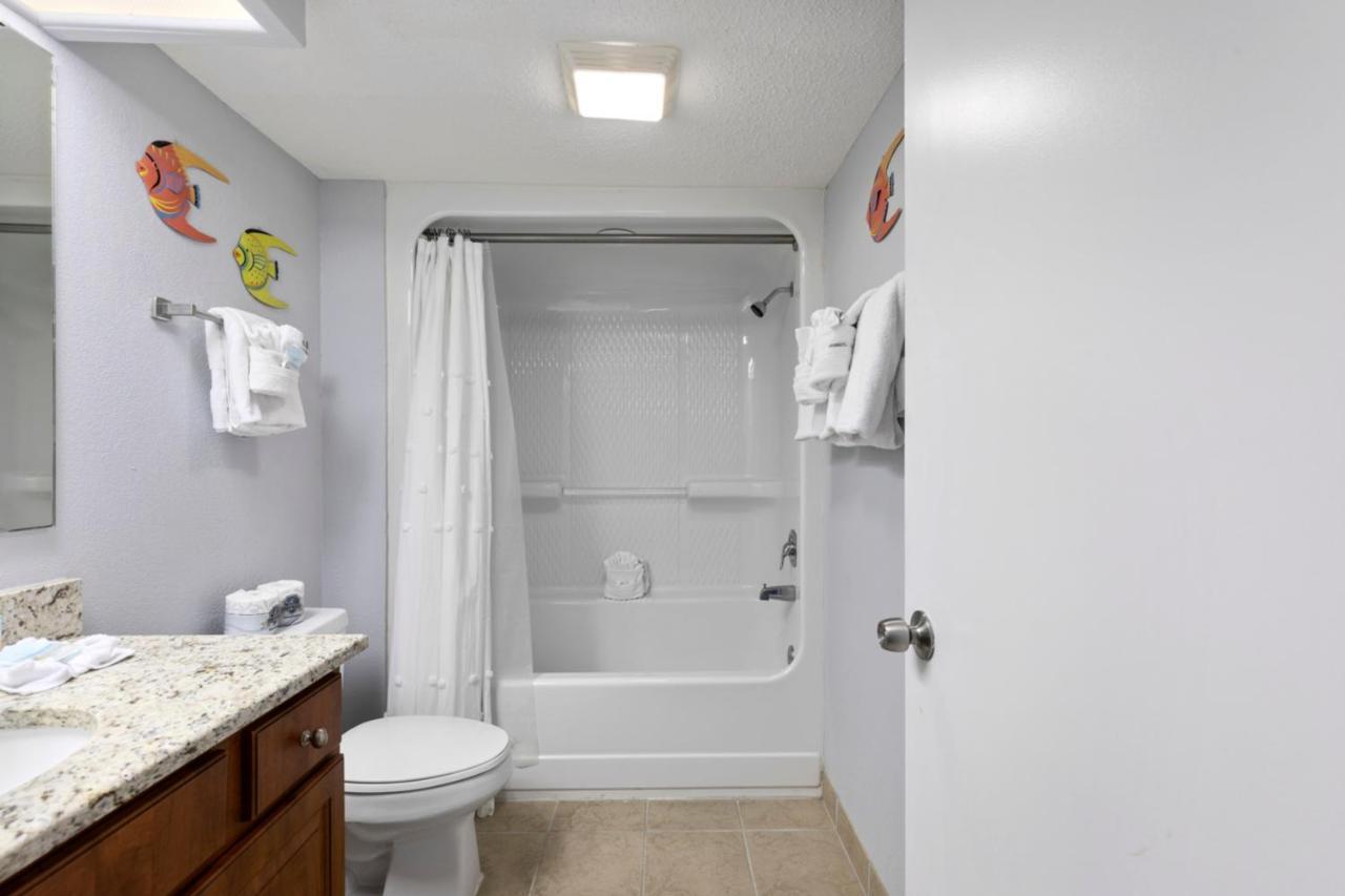 Hosteeva Newly Renovated Ocean Front Spacious In Atlantica Apartment Myrtle Beach