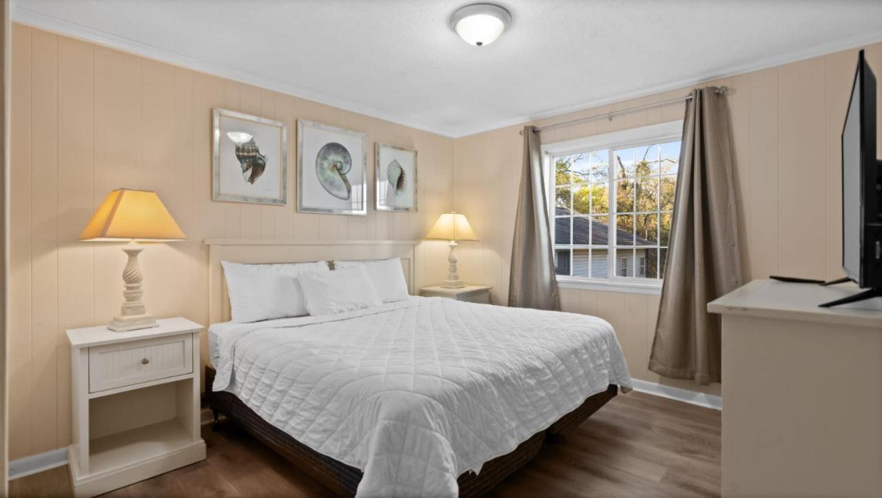 Cozy 2br Close To The Apartment