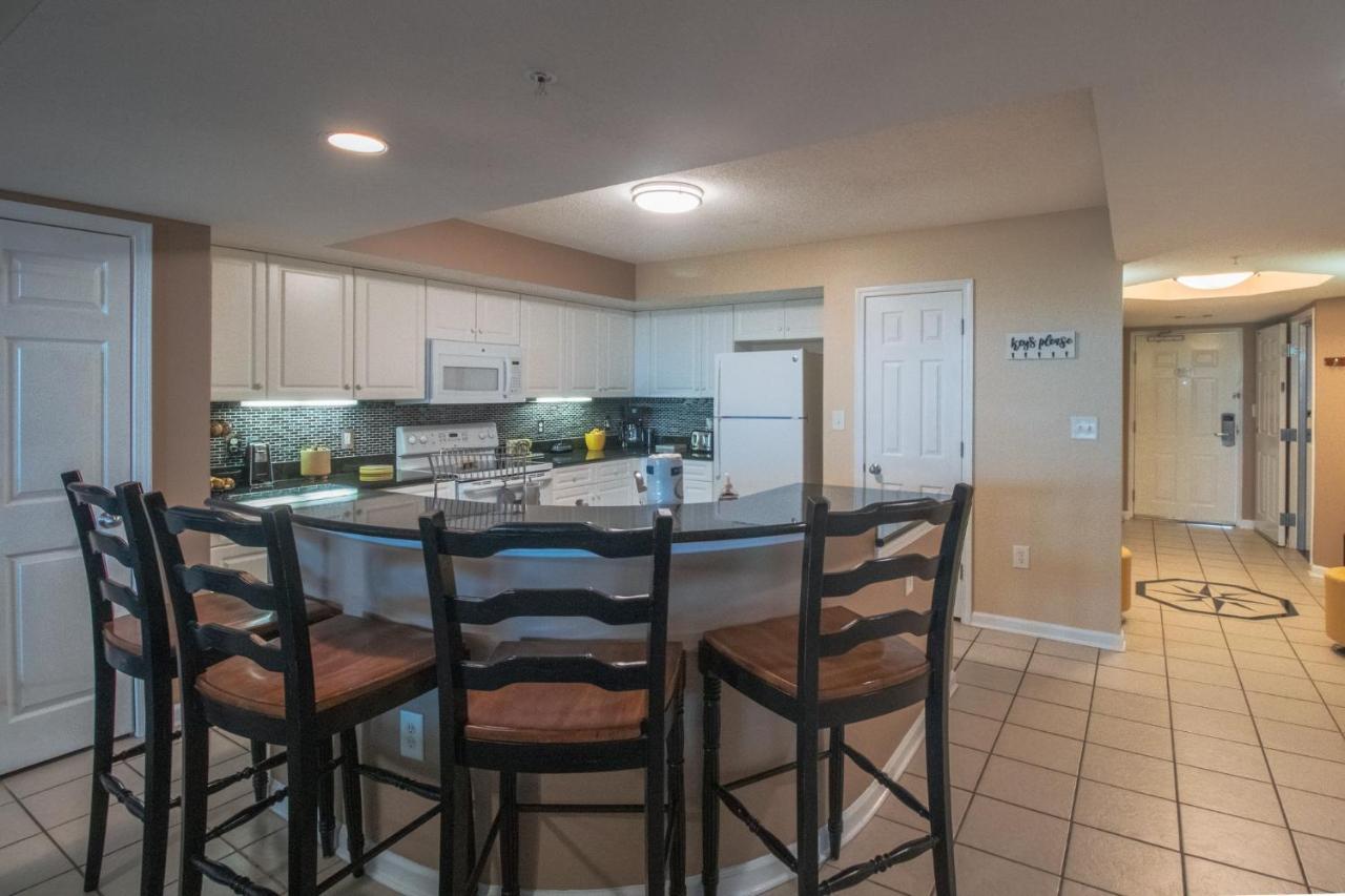 Yacht Club #2-204 Apartment