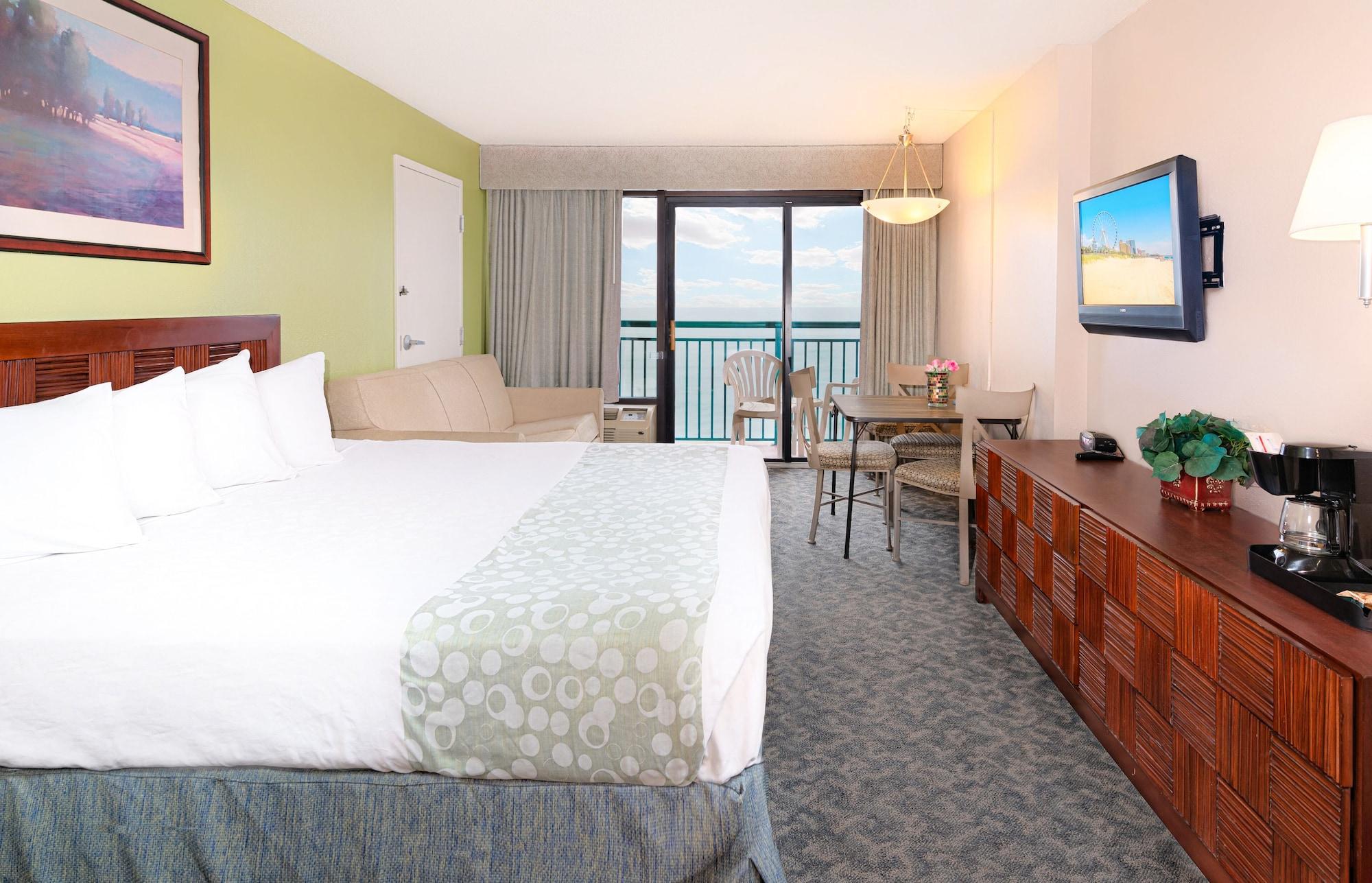 Castle By Patton Hospitality 2*