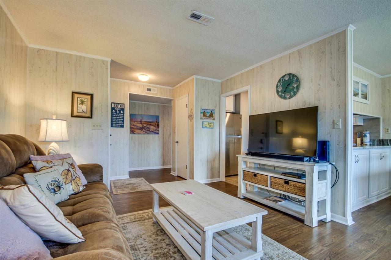 Apartment Surfside Floral Villas E17