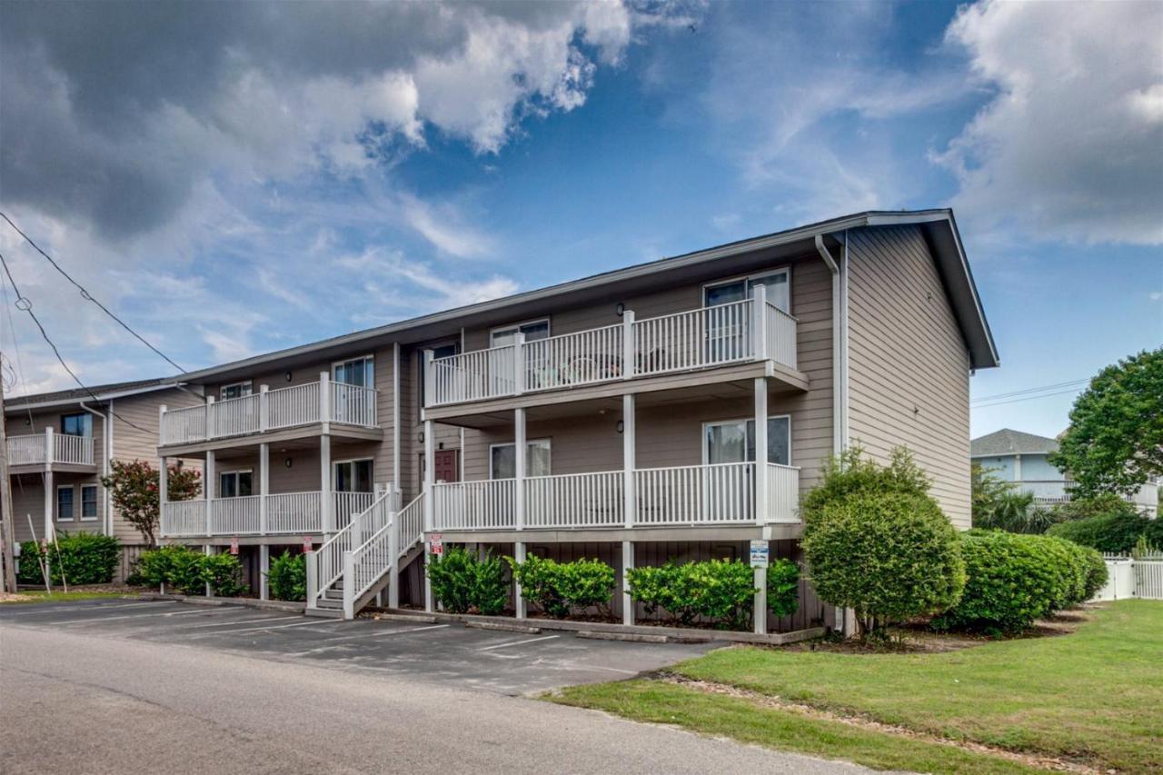 Surfside Floral Villas E17 Apartment *