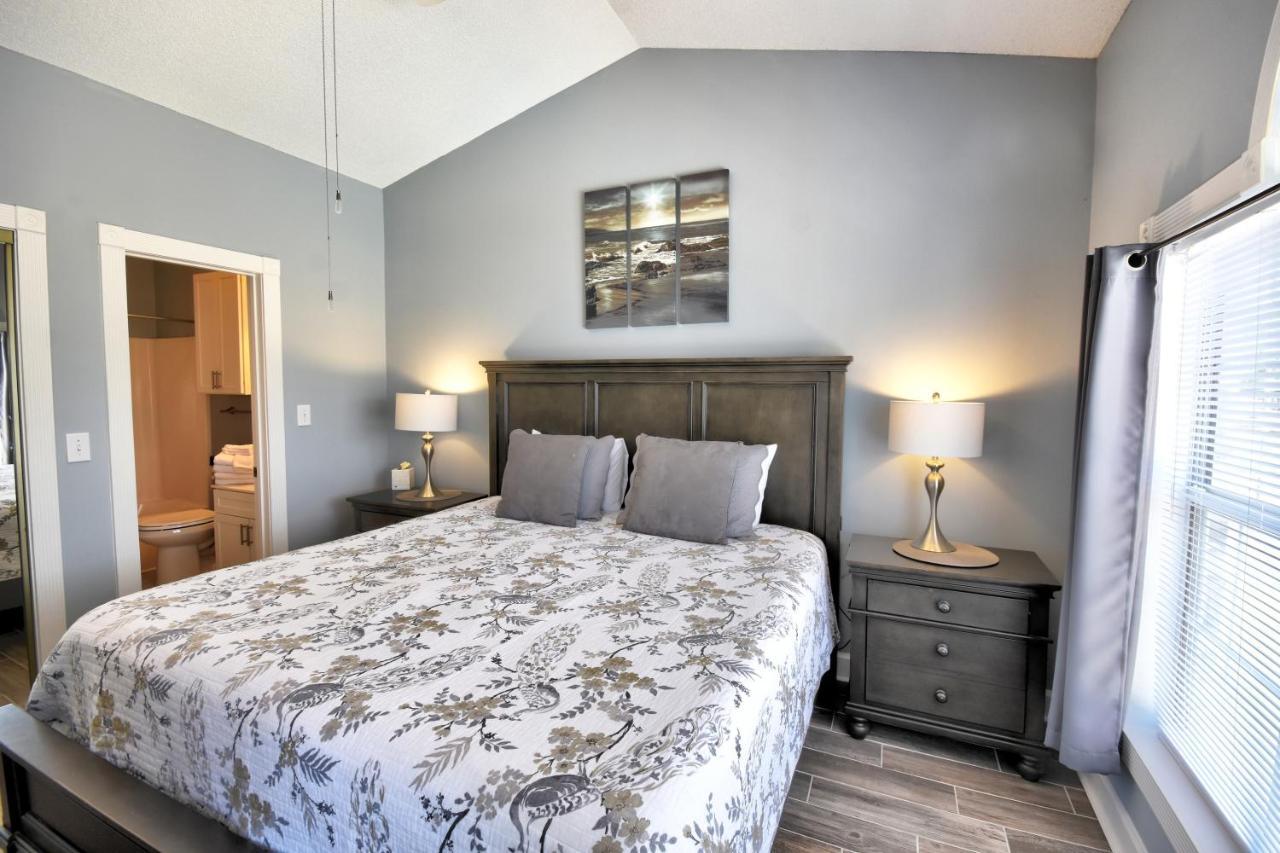 4737 Wild Iris Drive Magnolia Place *