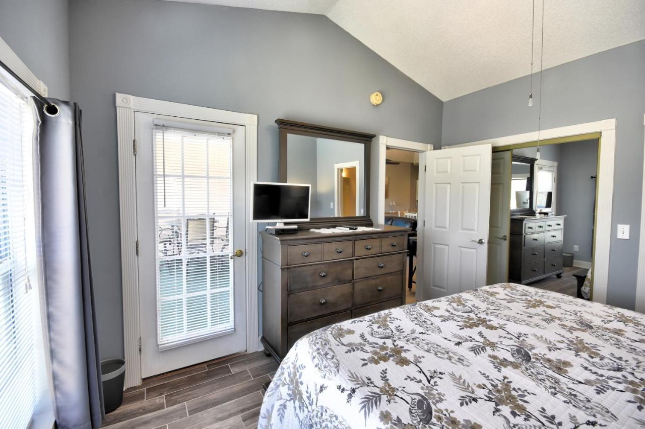4737 Wild Iris Drive Magnolia Place Apartment *