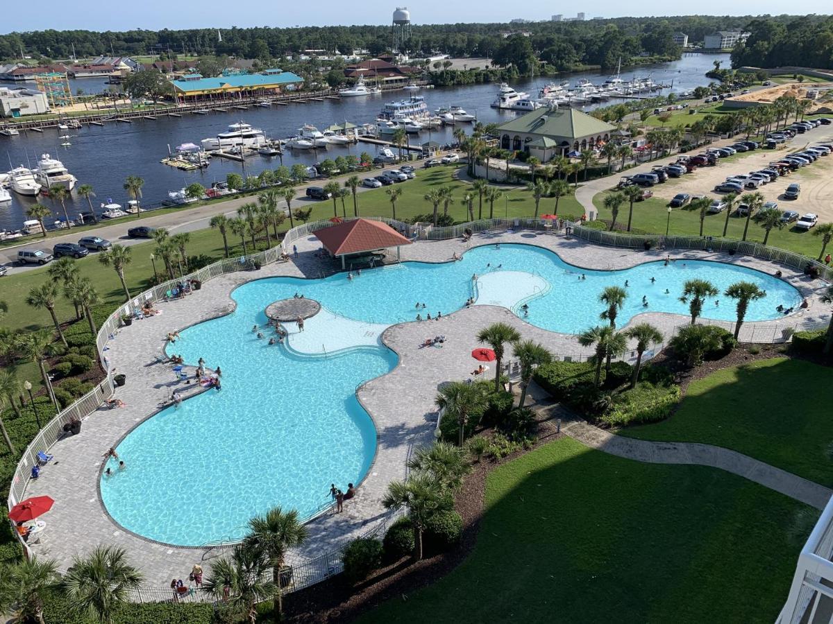 Yacht Club #3-502 *