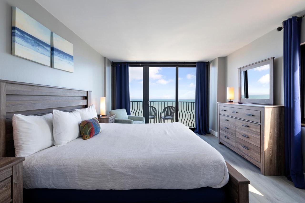 Hosteeva 17th Floor Palms Penthouse Oceanfront W Balcony *
