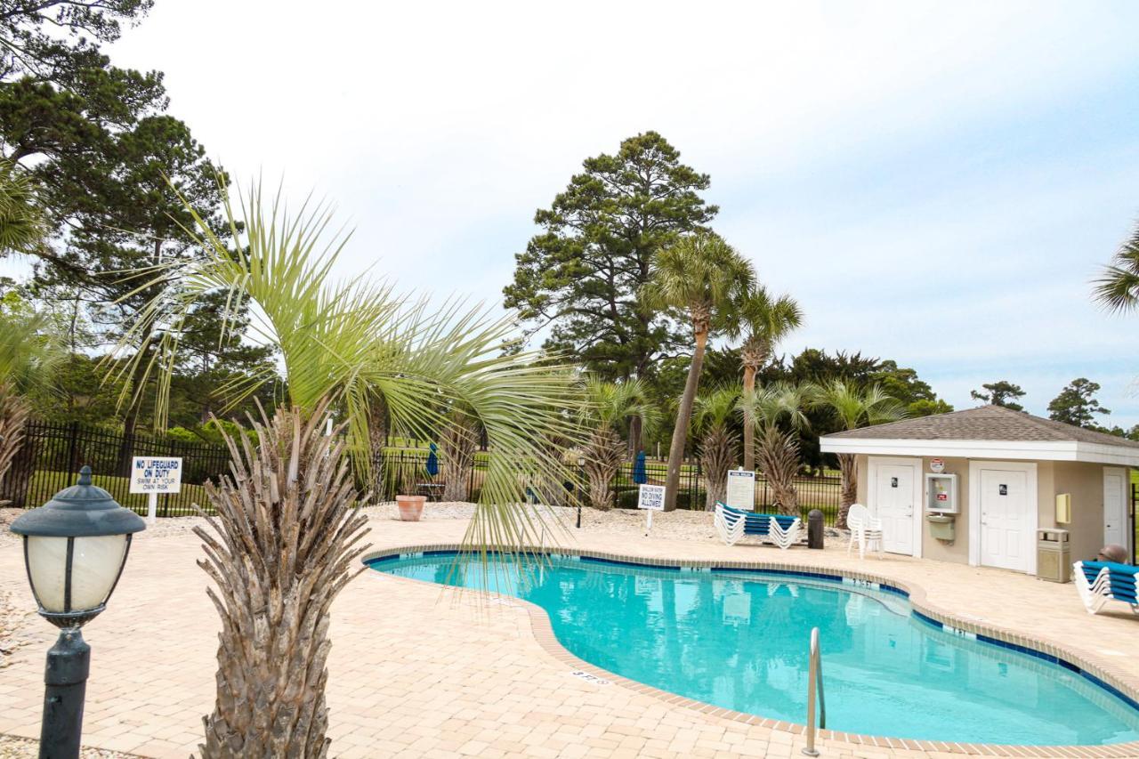 Gorgeous On Golf Course Near Broadway At The Beach Apartment *