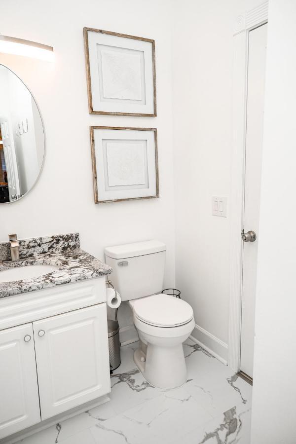 Apartment Gorgeous On Golf Course Near Broadway At The Beach *