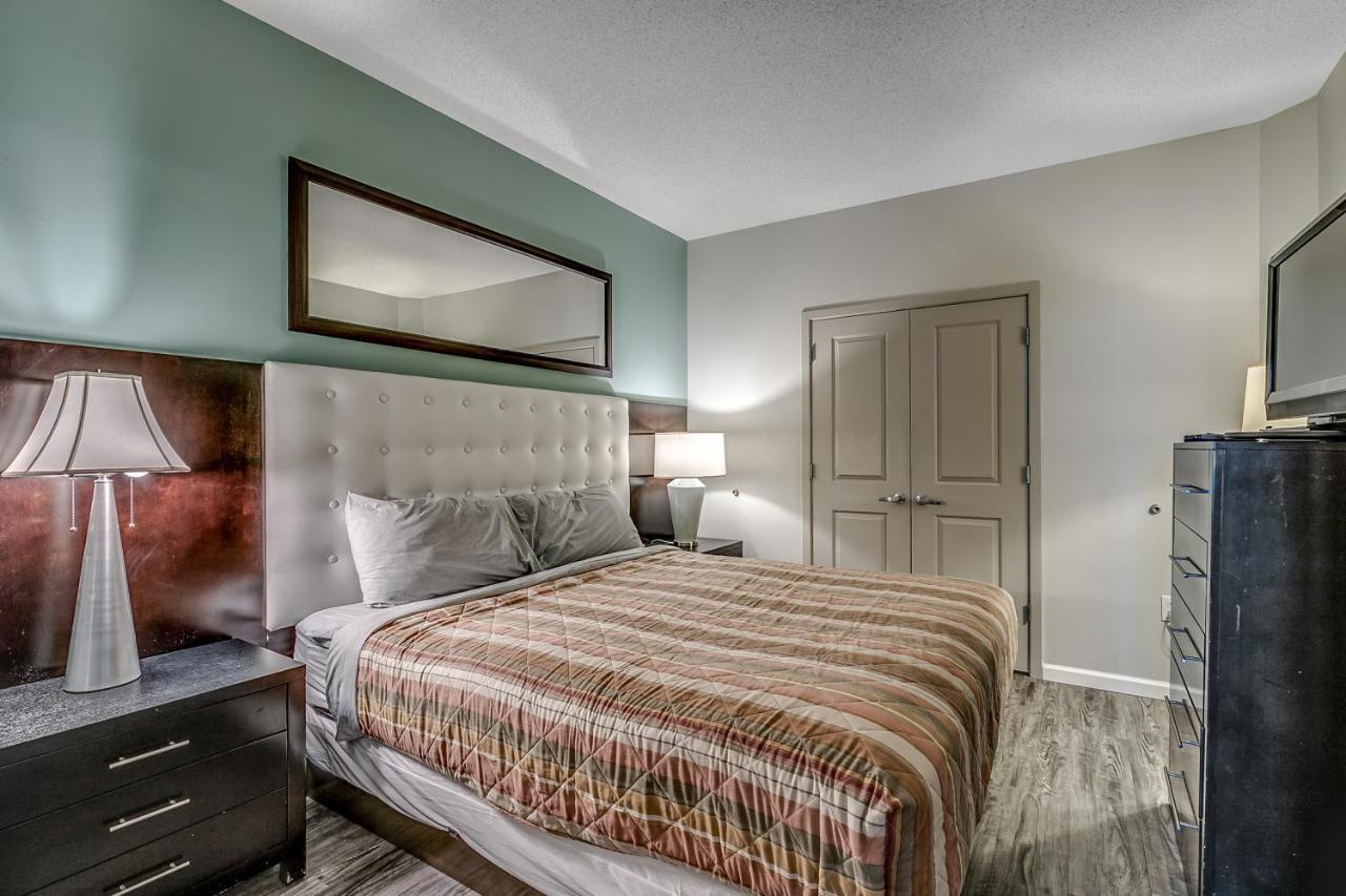 Newly Renovated Ocean Front Condo, Modern Decor, Mb, 20th Floor Apartment