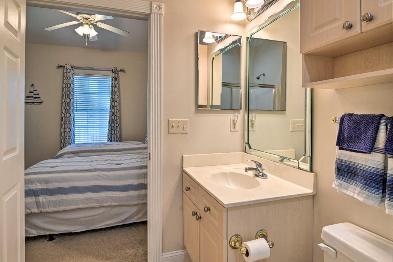 Coastal Myrtle With Pool Access!