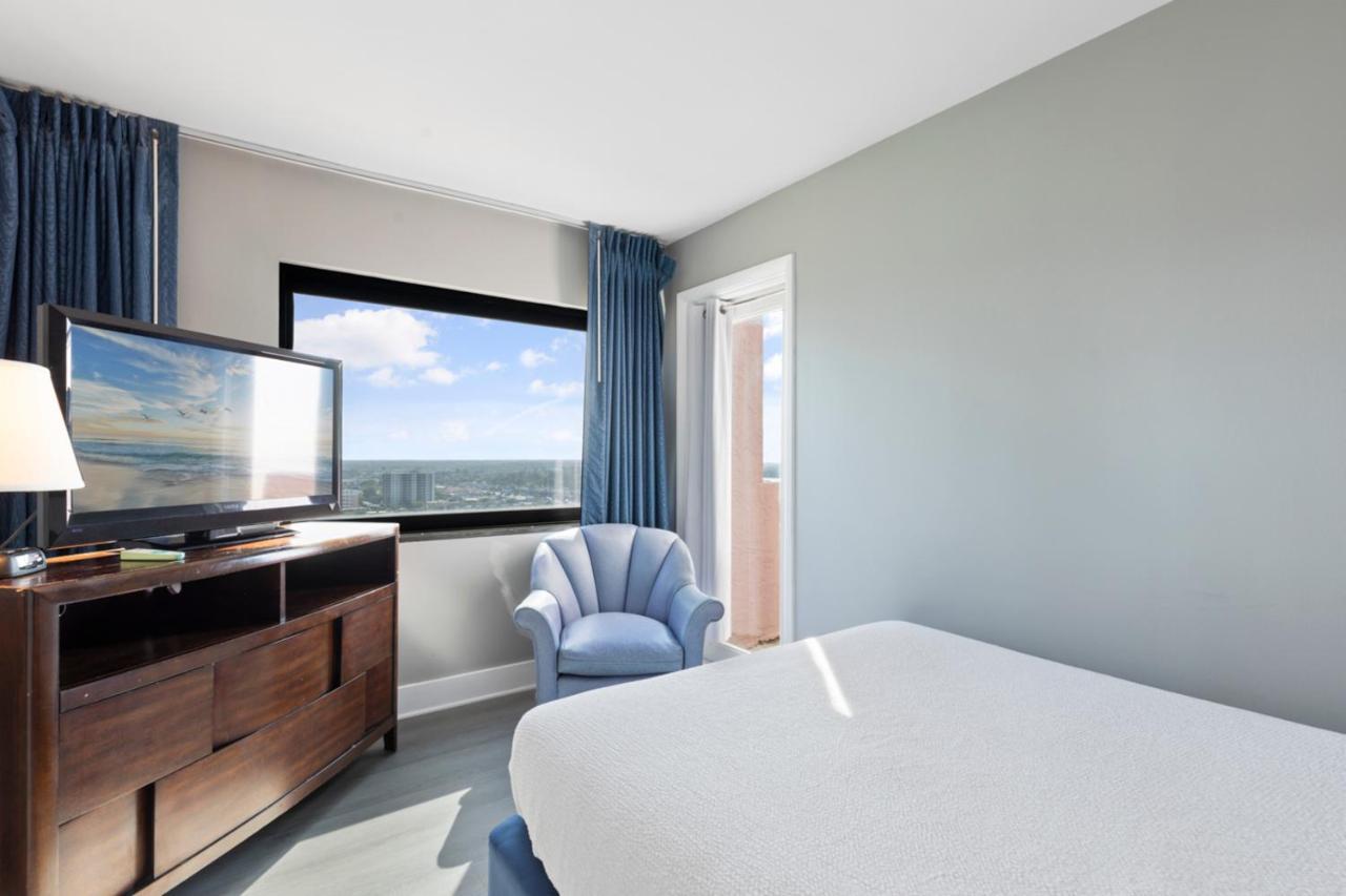 Apartment Hosteeva 17th Floor Palms Penthouse Oceanfront W Balcony *