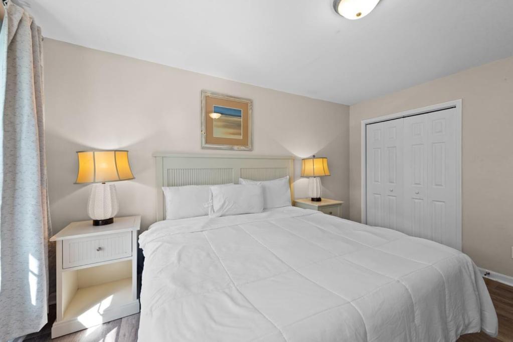 Bright Duplex 2br Walking Distance From The Apartment *